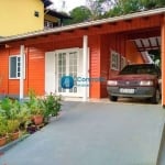 Casa com 03 dormitórios no Centro Histórico, em São José.