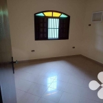 Casa com 3 dormitórios à venda por R$ 580.000,00 - Vila Nova - Cubatão/SP