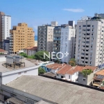 Apartamento amplo na quadra da praia com 3 Quartos e 2 Banheiros à Venda na Aparecida, 100 m² por R$ 600.000,00