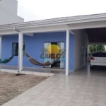 Casa com 3 quartos para alugar na Rua Paranaguá, 10080, Costa Azul, Matinhos