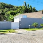 Casa com 4 dormitórios à venda, 225 m² por R$ 790.000,00 - Centro - Guaratuba/PR