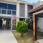 Excelente duplex para vender na lagoa redonda.