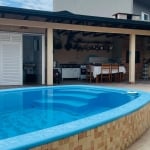 Casa na Praia de Matinhos-PR c/ Piscina