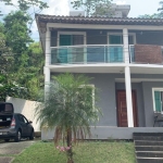 Casa de Alto Padrão em Condomínio Fechado  Segurança, Conforto e Lazer Completo!