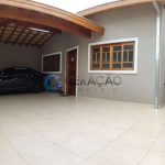 Casa térrea para venda de 03 Dorm. e 01 Suíte - 123,95m² no Villa Branca em Jacareí