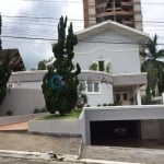 Sobrado em Condomínio Fechado de 05 Dorm. e 04 Suítes - 530,00m² no Jardim Aquarius