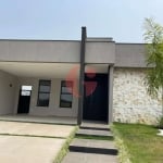 Casa térrea 227 m² com 3 dormitórios (1 suite) e 4 vagas garagens - Residencial Santa Mônica!