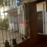 Casa térrea para venda com 03 quartos e 03 vagas de garagem com edícula - 150m² no bairro Vista Verde