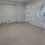 Sala comercial com banheiro e garagem 42m² no Edifício Miragaia - Centro