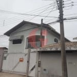 Sobrado para venda com 4 dormitórios sendo 1 suíte - 220m² no bairro Campos Elíseos | Taubaté-SP