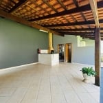 imóvel no bairro Santa Luzia possui 150 metros quadrados com 3 quartos sendo 1 suíte e 3 banheiros Possui espaço gourmet.