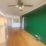 Apartamento com 3 dormitórios e 72 metros