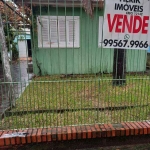 Casa antiga à venda com 120m2 e terreno 380m2 com 2 quartos em Jardim Sabará - Porto Alegre - RS