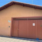 Casa com 3 dormitórios, quintal, churrasqueira, sem escadas,  para alugar, 260 m² por R$ 3.700/mês - Foch I - Pouso Alegre/MG