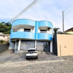 Casa com 3 dormitórios à venda, 430 m² por R$ 900.000,00 - Badenfurt - Blumenau/SC