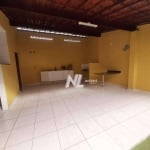 OPORTUNIDADE - Casa com 204m², perfil comercial, na Av Coronel Estevam, Alecrim