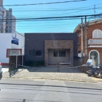 Oportunidade Única! Casa Sobrado no Cambuí com 3 Garagens e 1 Suíte