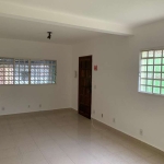 Casa para Locação em São Paulo, Jardim Monte kemel, 3 dormitórios, 2 banheiros, 2 vagas