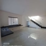 Sobrado com Subsolo - Jd. Balneário Meia Ponte - 180m² Sobrado com 3 Quarto(s) e 3 banheiro(s) à Venda, 156.32 por R$ 479.000 no setor Jardim Balneario Meia Ponte TA13716