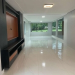 Lindo Sobrado no Condominio Residencial Granville , 4 suites , 4 vagas em frente ao Bosque de arvores Frutiferas Casa em Condomínio com 4 Quarto(s) e 7 banheiro(s) à Venda, 417 por R$ 3.300.000 no set