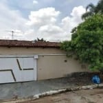 CASA SETOR COIMBRA  > PRÓXIMO AO HIPER MOREIRA Casa de Rua com 3 Quarto(s) e 3 banheiro(s) à Venda, 340 por R$ 550.000 no setor Setor Coimbra AD26353