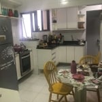 Apartamento com 3 dormitórios à venda, 140 m² por R$ 780.000,00 - Itaigara - Salvador/BA