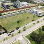 Terreno Condomínio Alphaville 2, Quadra AC2 com 597 m² Leve Aclive - Próximo da portaria