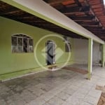 casa CPA 4, segunda etapa, 3 quartos, 2 suites, varanda na frente, fundo todo coberto, garagem para 2 carros codigo: 62850