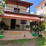 Casa com 4 quartos , 360 m² à venda em Vila Valqueire