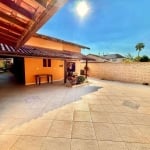 Casa à venda em Rio de Janeiro, Jacarepaguá, com 3 quartos, com 262 m², Eldorado