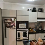 LINDA CASA COM 2 DORMITÓRIOS E ÁREA GOURMET