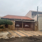 ÓTIMA RESIDÊNCIA COM PISCINA - JD. EUROPA