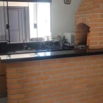 Belíssima casa com 03 dormitórios - PQ São Geraldo