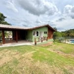 Casa para Venda em Atibaia, Condomínio Chácara Pedra Grande, 2 dormitórios, 1 suíte, 2 banheiros, 4 vagas
