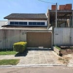 Sobrado a venda Xaxim, 4 dormitórios, 3 suítes, 2 vagas de garagem