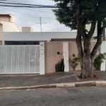 Casa à venda com 3 quartos no Parque Taquaral, Campinas.