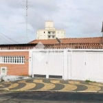 Casa com 3 quartos à venda na Dois de Julho, 26, Vila Paraíso, Campinas