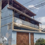 SOBRADO À VENDA, COM 240M² 4 DORMITÓRIOS COM 2 SUÍTES E 2 VAGAS COBERTAS  COM AMPLO TERRAÇO  E CHUR