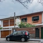 Casa tipo para venda com 4 quartos, 250m²