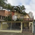 Casa tipo para venda com 6 quartos, 210m²