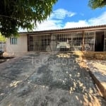 Casa com 03 Dormitórios sendo 01 Suíte na Vila C Nova próximo a Itaipu Binacional