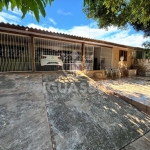 Casa com 03 Dormitórios sendo 01 Suíte na Vila C Nova próximo a Itaipu Binacional