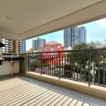 Apartamento de 128m2, 4 dormitórios sendo 3 suítes, varanda gourmet e 3 vagas de garagem para venda na Vila Gilda em Santo André-SP.