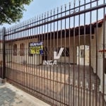 Casa com 3 dormitórios para alugar, 210 m² por R$ 2.600,00/mês - Vila Morangueira - Maringá/PR