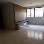 Apartamento com 3 dormitórios para alugar, 54 m² por R$ 2.257,96/mês - Zona 08 - Maringá/PR