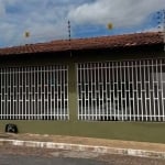 Casa Ampla Bem Localizada no Coophamil