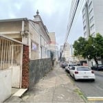 Casa para locação na Rua Floriano Peixoto com 15 cômodos , 9 banheiros, 3 áreas descobertas, 2 vagas de garagem no centro da cidade. Ponto comercial