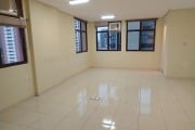 Sala comercial na Chácara Santo Antonio. 42m² disponivel para venda e aluguel