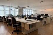 Oportunidade Única: Sala Comercial de Luxo no Brooklin Paulista, São Paulo-SP! 3 salas, 40 vagas, 1.120m² de puro luxo!