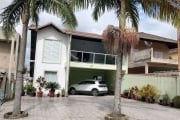 Casa com 5 dormitórios à venda, 405 m² por R$ 1.330.000 - Parque Nova Jandira - Jandira/SP